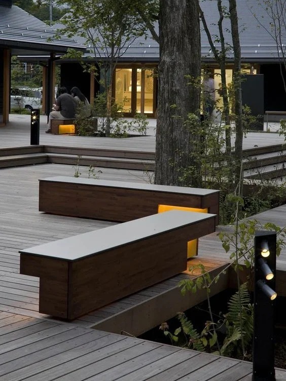 Necowood lancia pannelli WPC coestrusi durevoli per rivestimenti esterni e decking