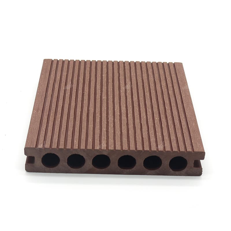 Decking composito per esterni con foro tondo in WPC Decking composito per esterni con foro tondo in WPC