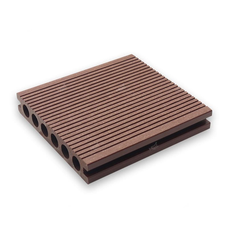 Decking composito per esterni con foro tondo in WPC